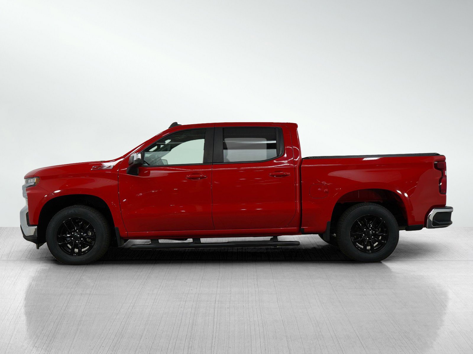 Used 2019 Chevrolet Silverado 1500 LT with VIN 1GCUYDEDXKZ151181 for sale in White Bear Lake, Minnesota