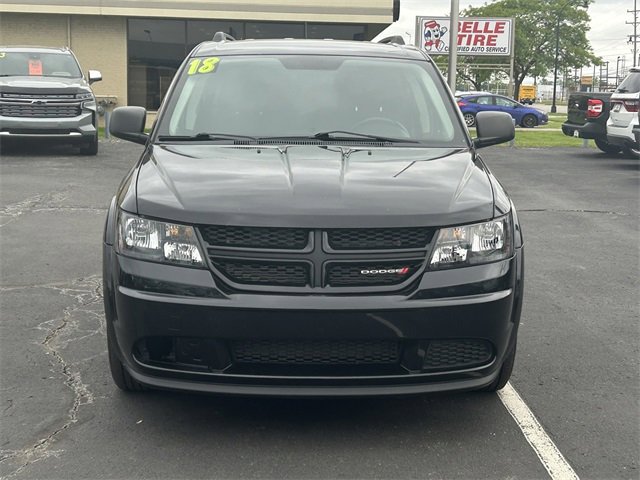 Used 2018 Dodge Journey SE with VIN 3C4PDCAB8JT322782 for sale in Woodhaven, MI