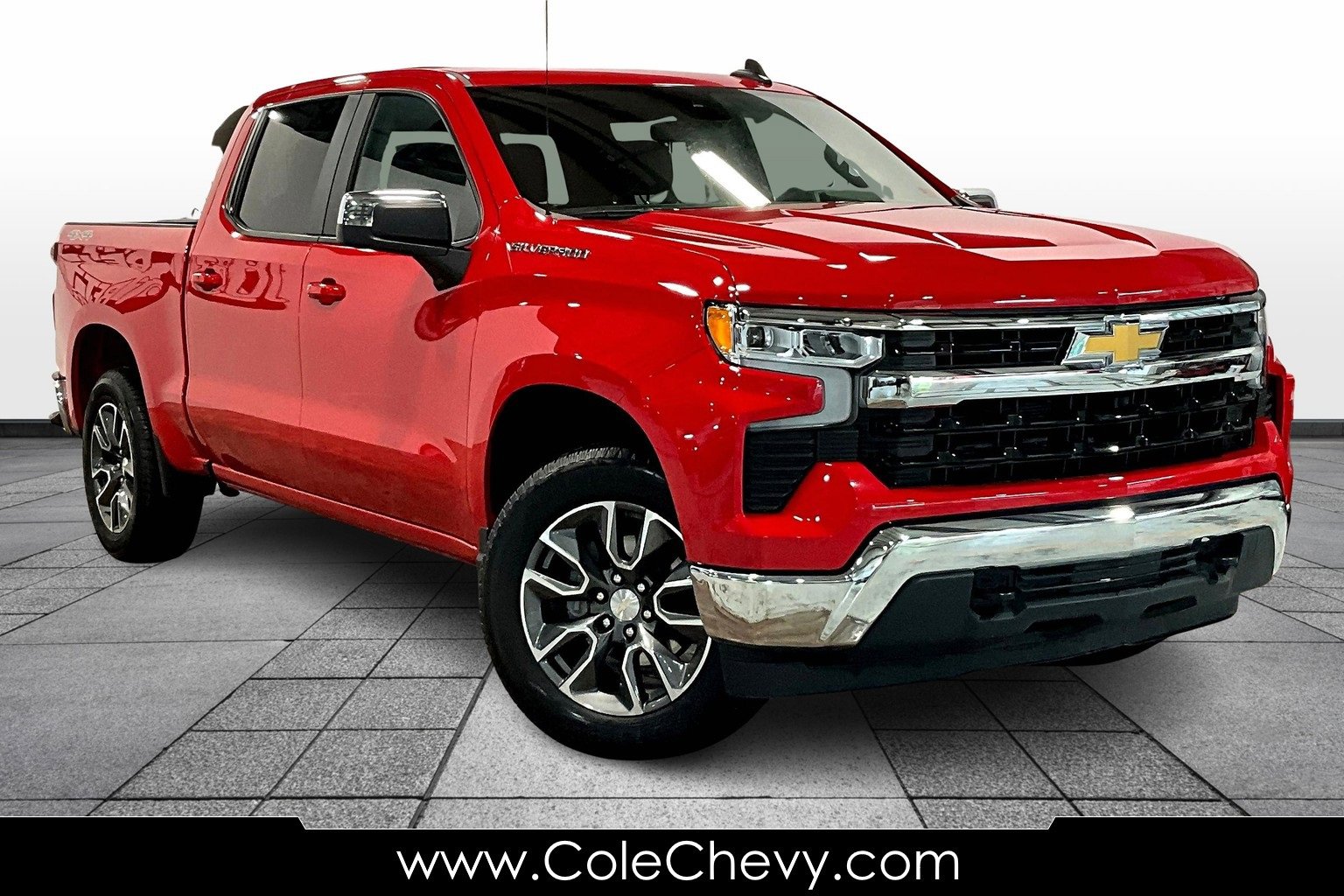 2023 Chevrolet Silverado 1500 LT's photo