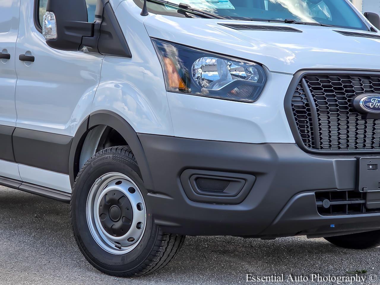 2025 Ford Transit Cargo Van photo 2