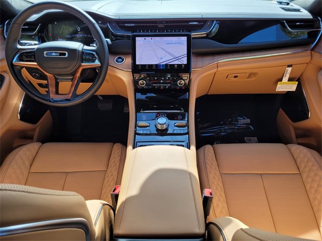 2025 Jeep Grand Cherokee L Summit Reserve photo 16