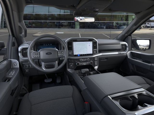 2025 Ford F-150 XLT photo 8