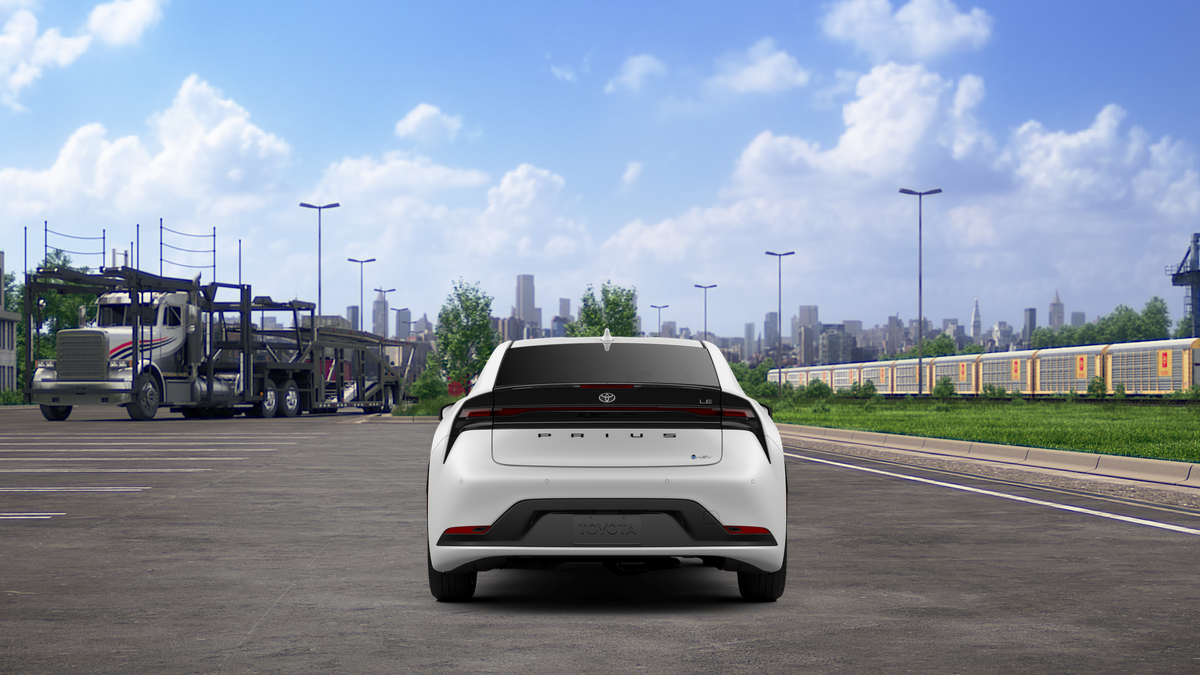2026 Toyota Prius LE photo 8