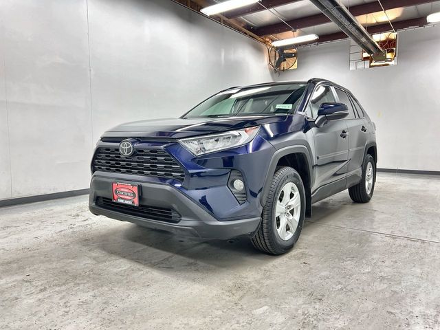 2019 Toyota RAV4 XLE's photo