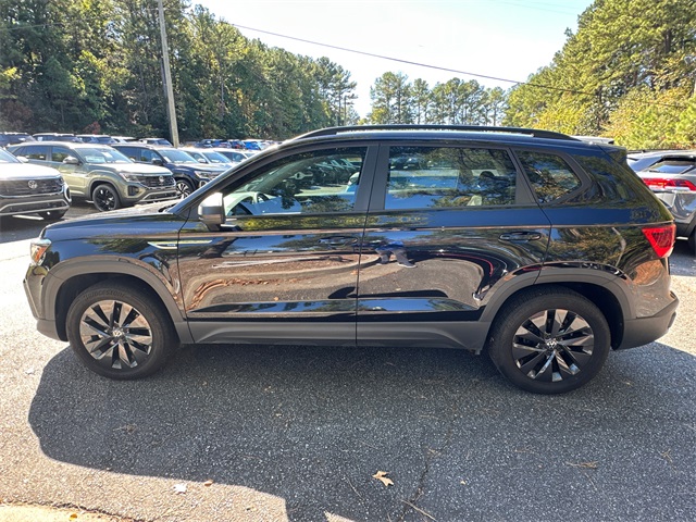 2022 Volkswagen Taos S photo 4