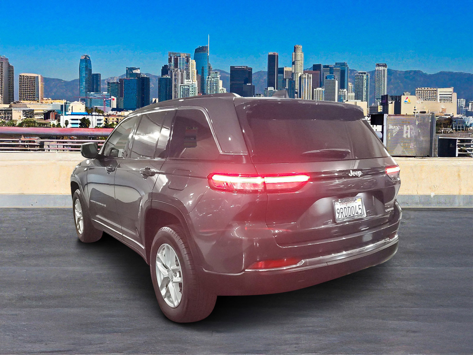 2025 Jeep Grand Cherokee Laredo X photo 5