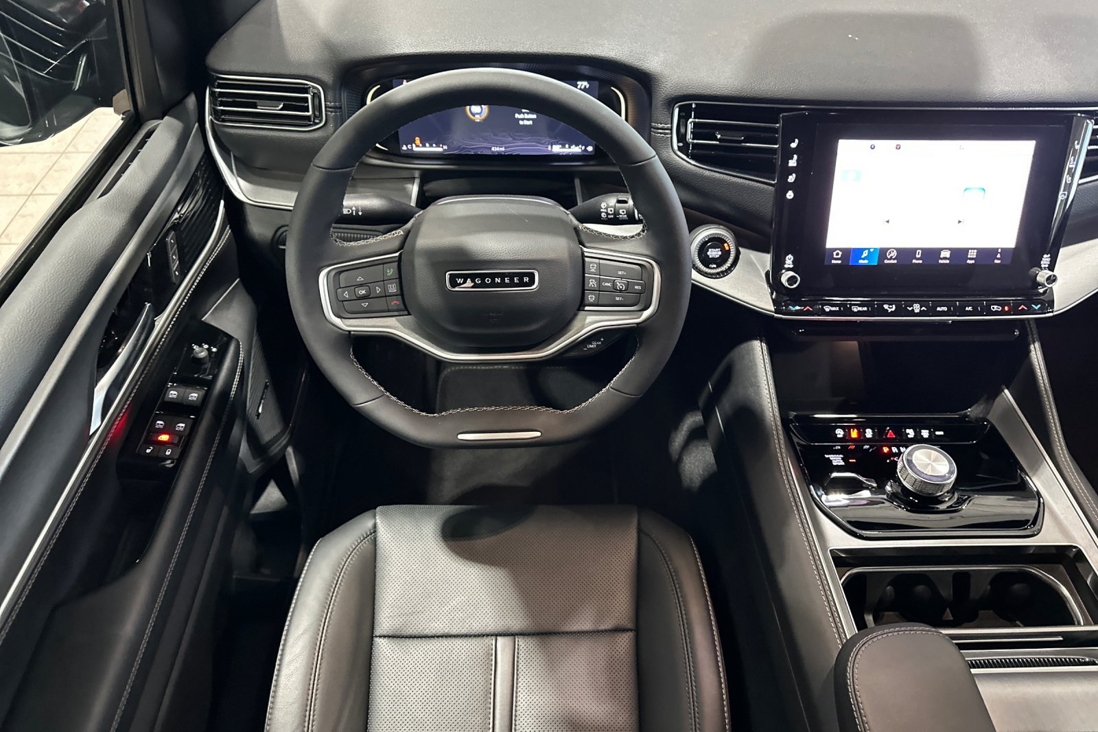 2025 Jeep Wagoneer Base photo 14