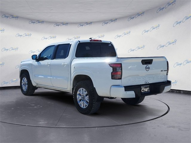 2022 Nissan Frontier SV Crew Cab photo 3