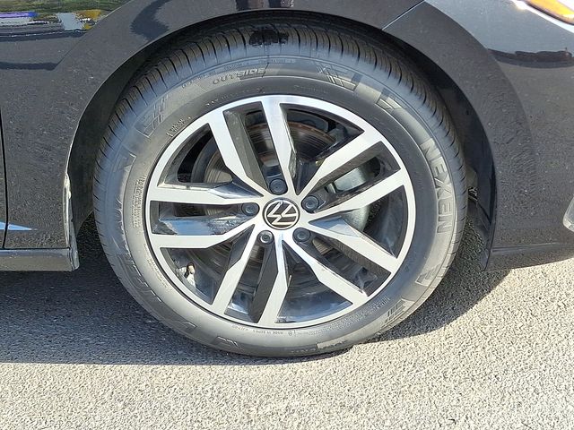 2025 Volkswagen Jetta 1.5T SE photo 9