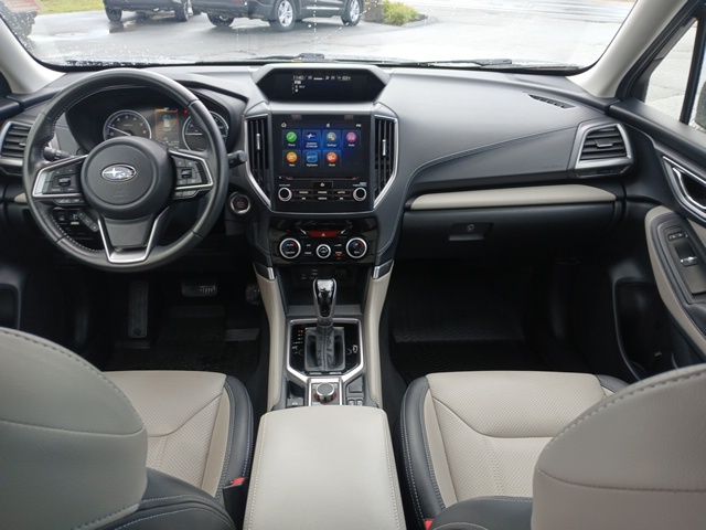 2023 Subaru Forester Limited photo 10