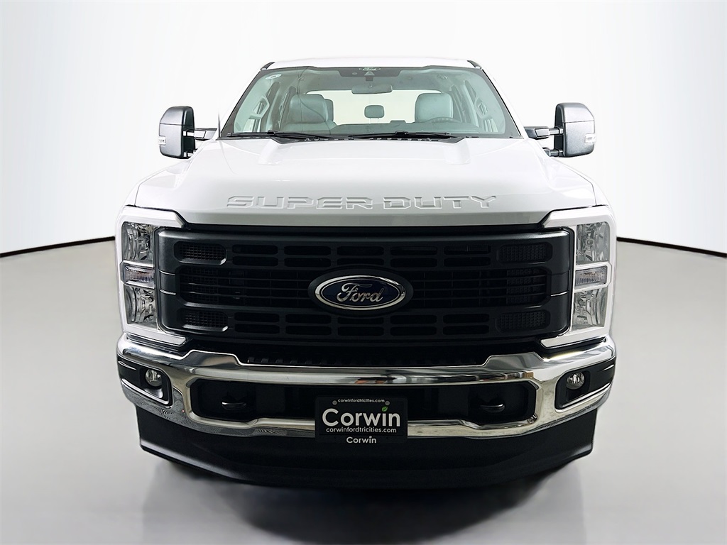 2026 Ford F-350 photo 4
