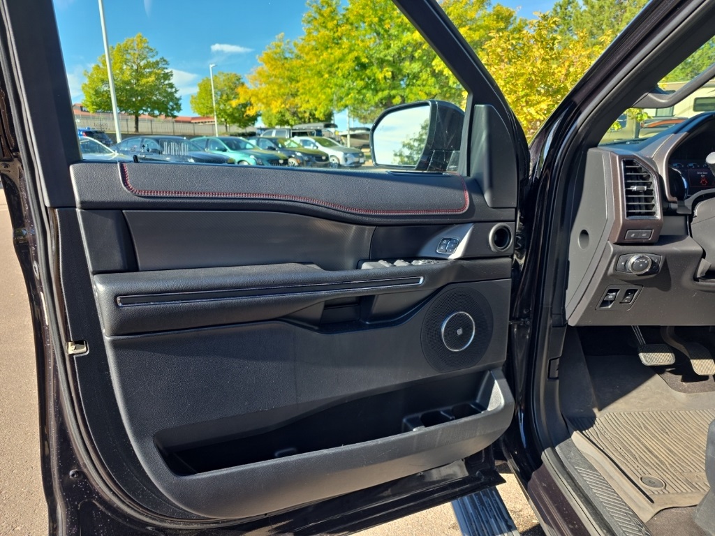 2020 Ford Expedition MAX Limited photo 10