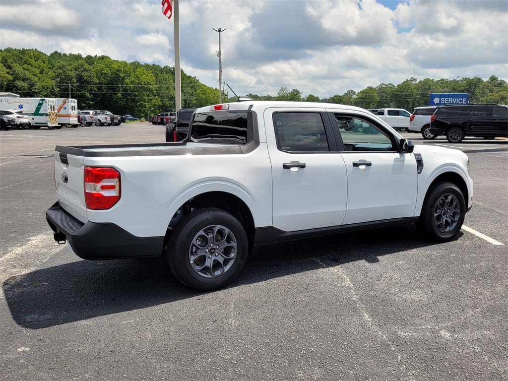 2025 Ford Maverick XLT photo 9