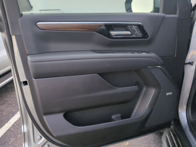 2026 Chevrolet Tahoe High Country photo 20