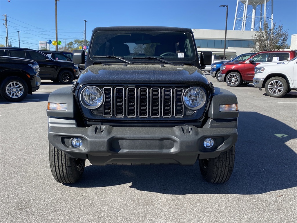 2025 Jeep Wrangler Sport photo 3