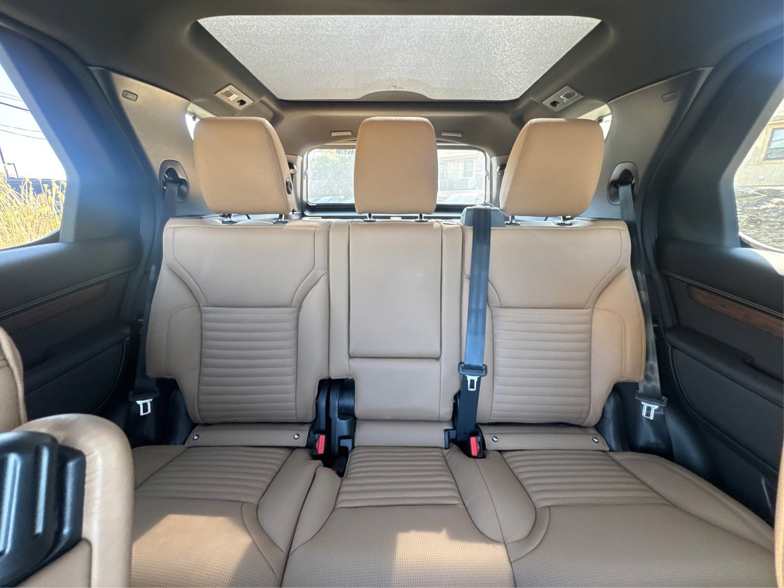 2025 Land Rover Discovery SE photo 14