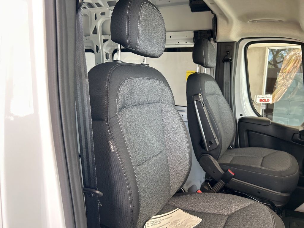 2023 Ram ProMaster 3500 Window Van photo 10