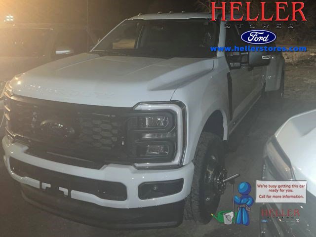 2026 Ford F-350 Super Duty XL's photo