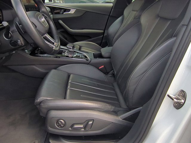 2024 Audi A4 45 S line Premium Plus photo 10