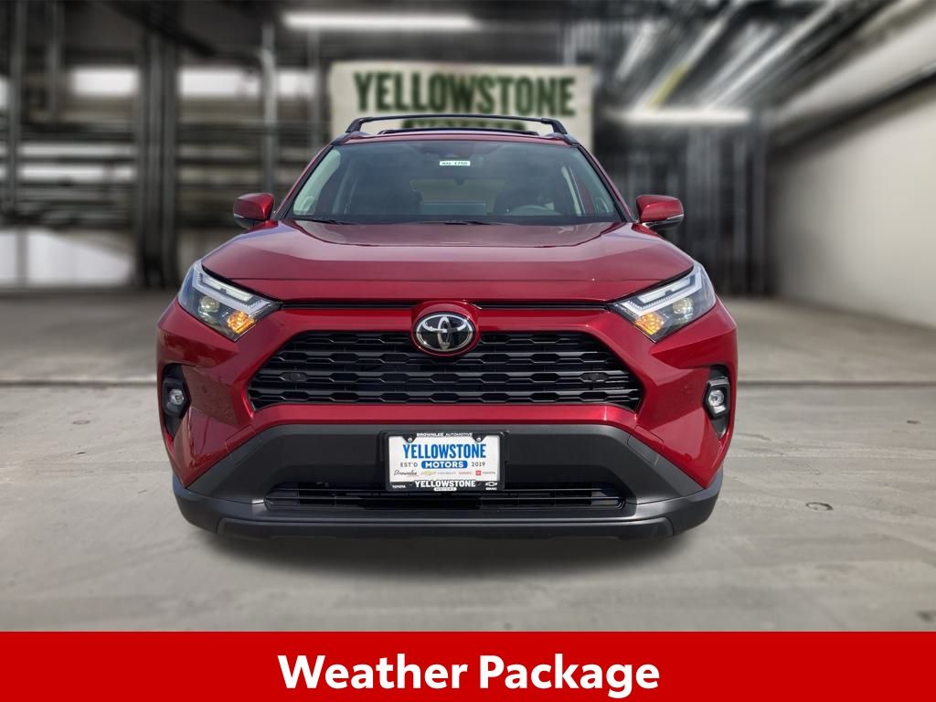 2025 Toyota RAV4 XLE photo 2