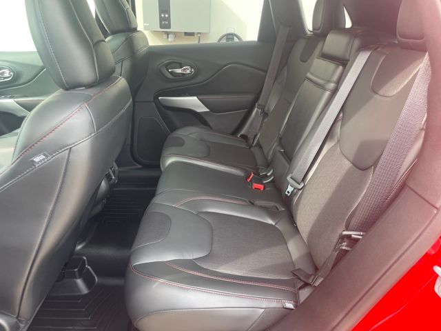 2018 Jeep Cherokee Trailhawk photo 20