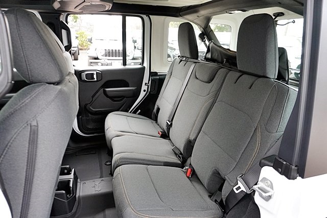 New 2026 Bright White Clear-Coat Exterior Paint Jeep Sport image 21