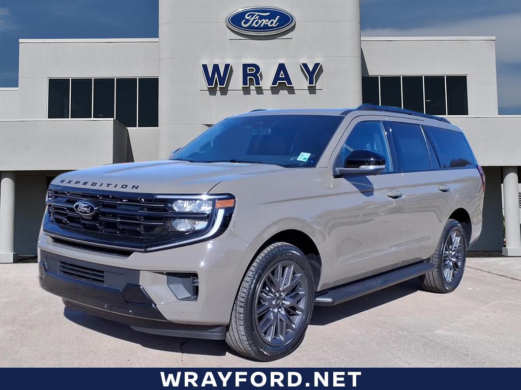 2026 Ford Expedition Platinum's photo