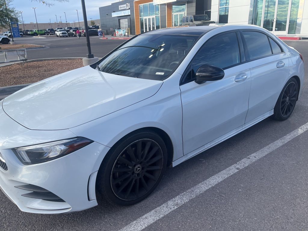 2019 Mercedes Benz A 220 photo 3