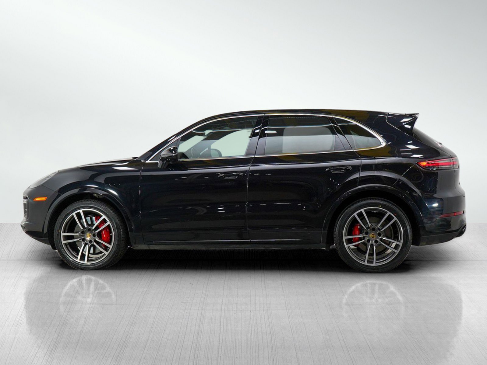 Used 2019 Porsche Cayenne Turbo with VIN WP1AF2AYXKDA81294 for sale in Bloomington, Minnesota