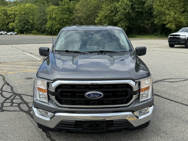 2022 Ford F-150 XLT photo 2