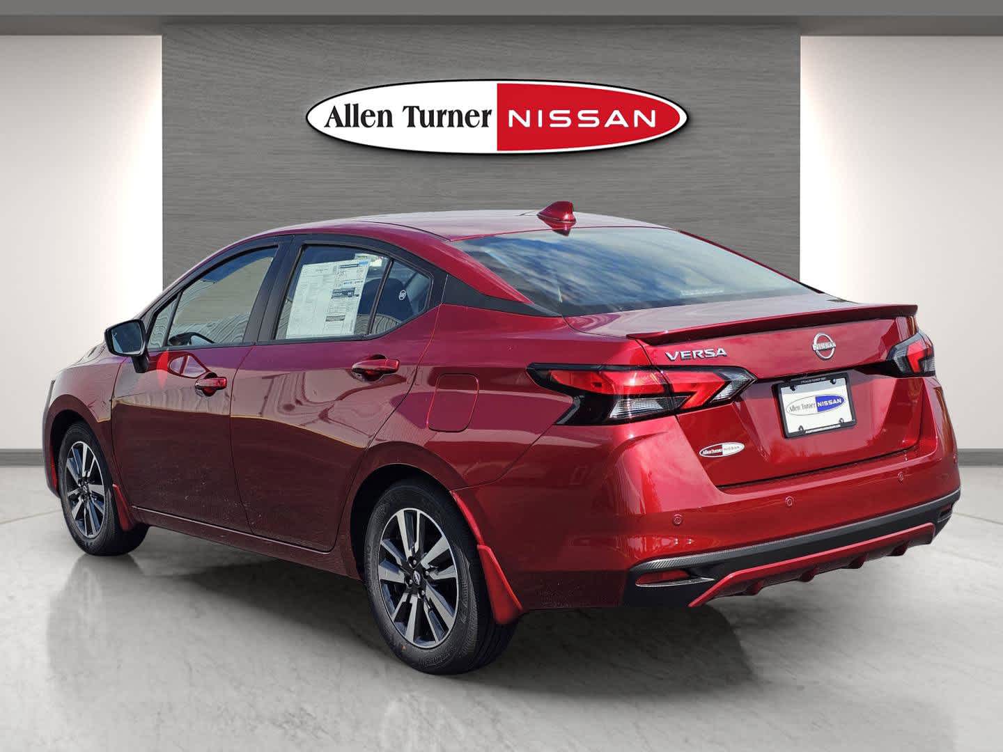 2025 Nissan Versa SV photo 8