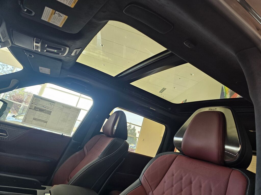 2025 Infiniti QX80 photo 28