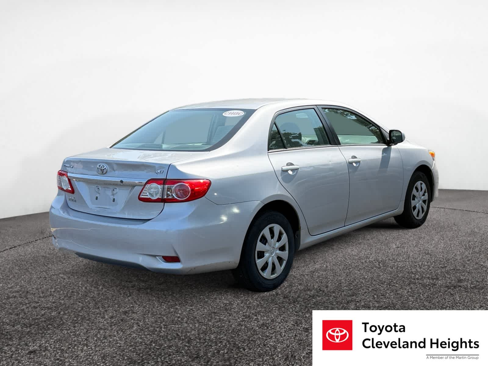 2011 Toyota Corolla LE photo 5