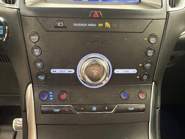 2020 Ford Edge ST photo 25