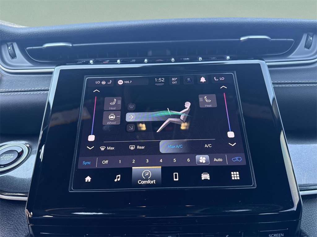 2023 Jeep Grand Cherokee Altitude photo 13