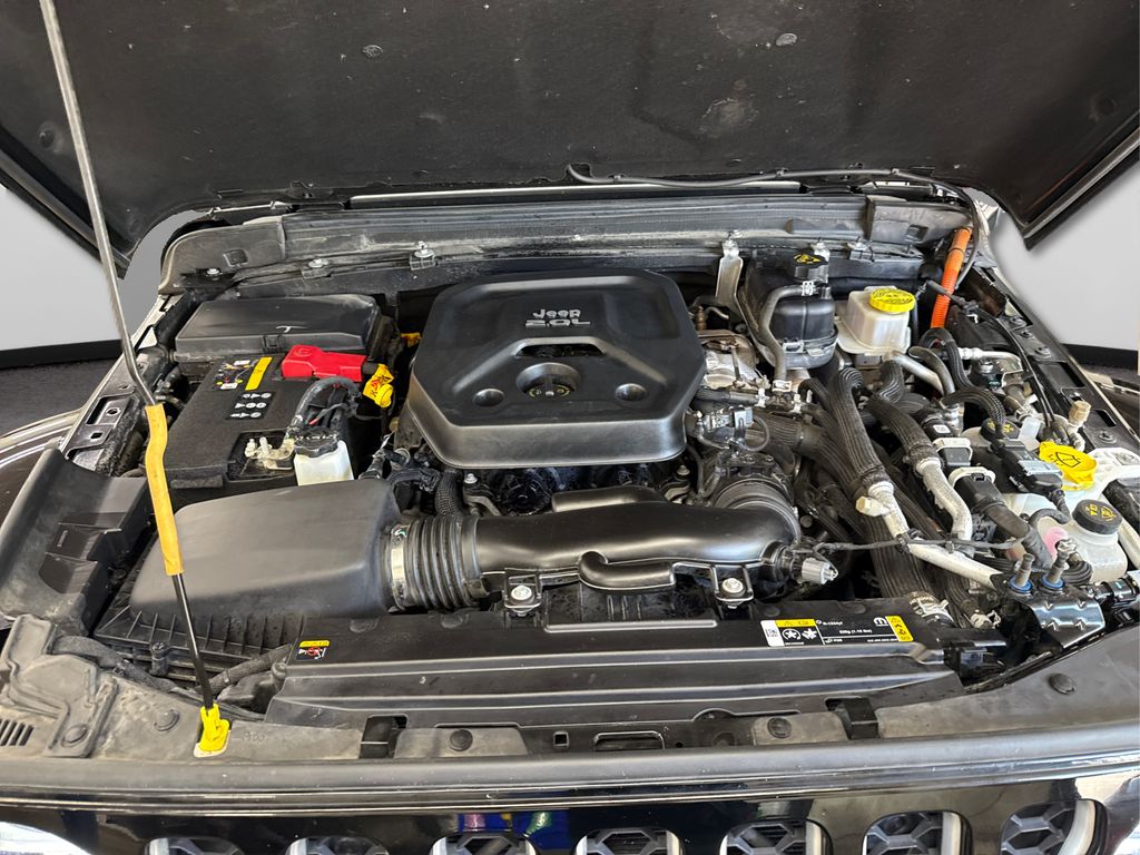 2022 Jeep Wrangler Unlimited Sahara 4xe photo 12