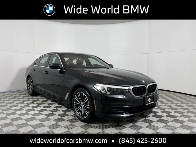 2019 BMW 5 Series 530i's photo