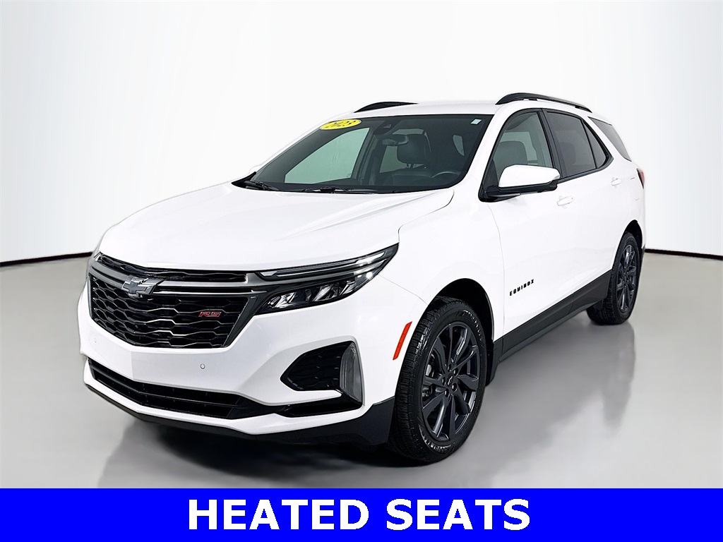 2023 Chevrolet Equinox RS photo 2