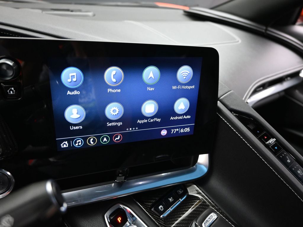 2020 Chevrolet Corvette Stingray 2LT photo 10