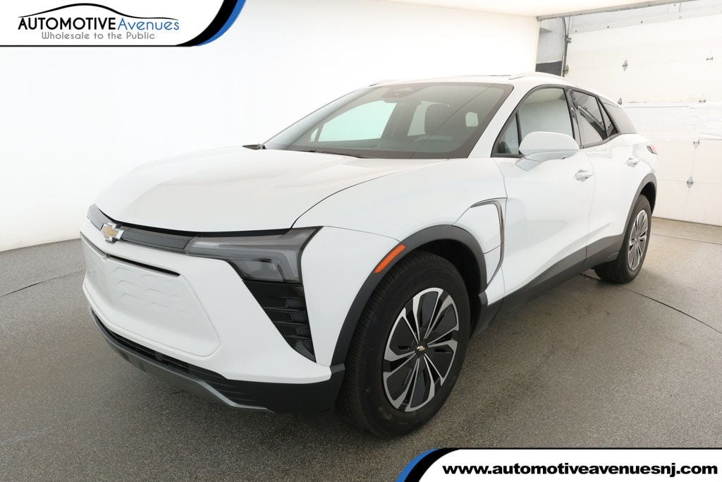 2024 Chevrolet Blazer EV LT's photo