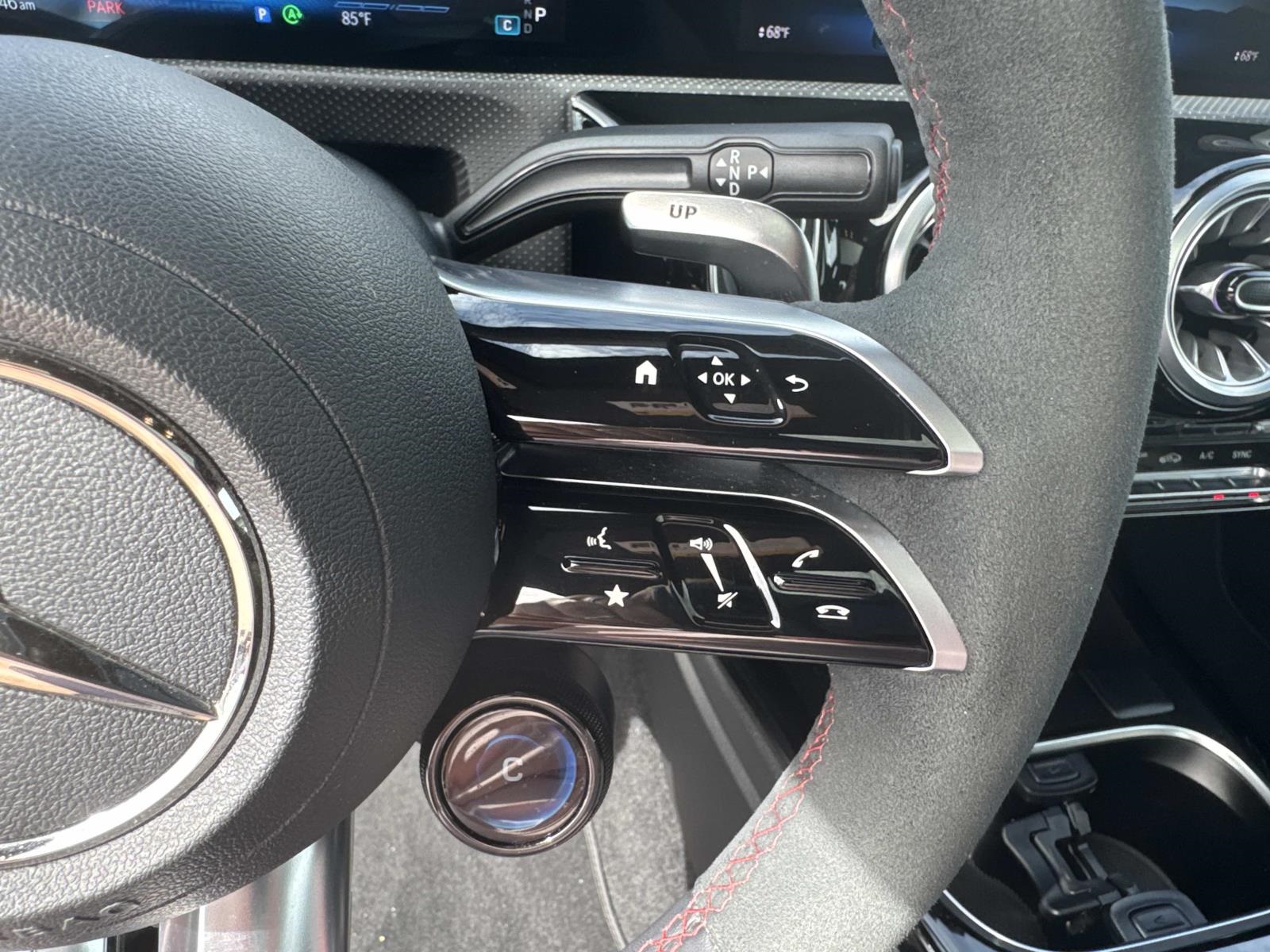 2025 Mercedes Benz CLA 35 AMG 4MATIC photo 20