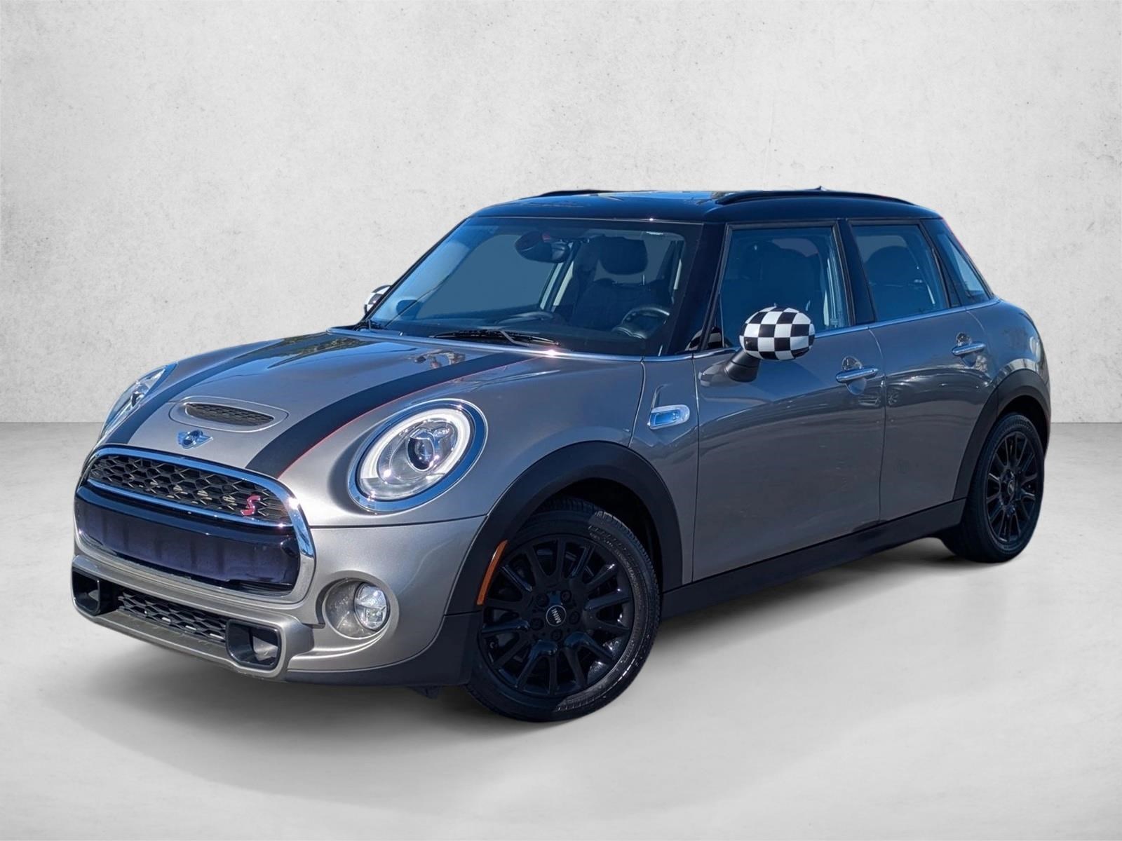 2018 MINI Cooper S's photo