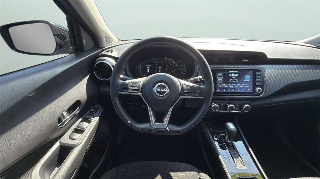 2024 Nissan Kicks SV photo 11