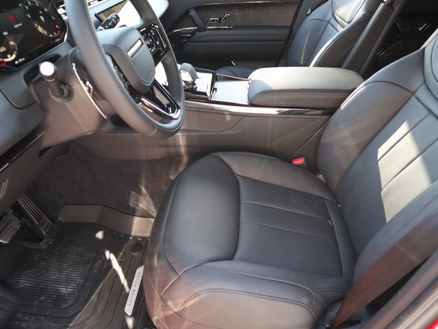 2025 Land Rover Range Rover Sport SE photo 12