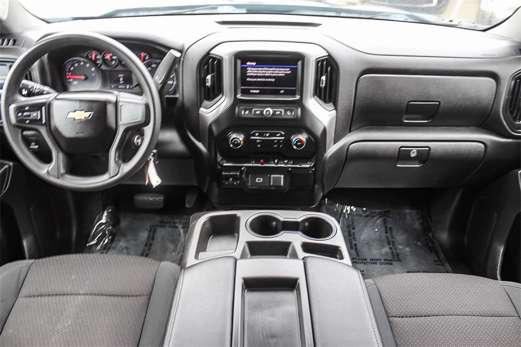 2020 Chevrolet Silverado 1500 Custom photo 9