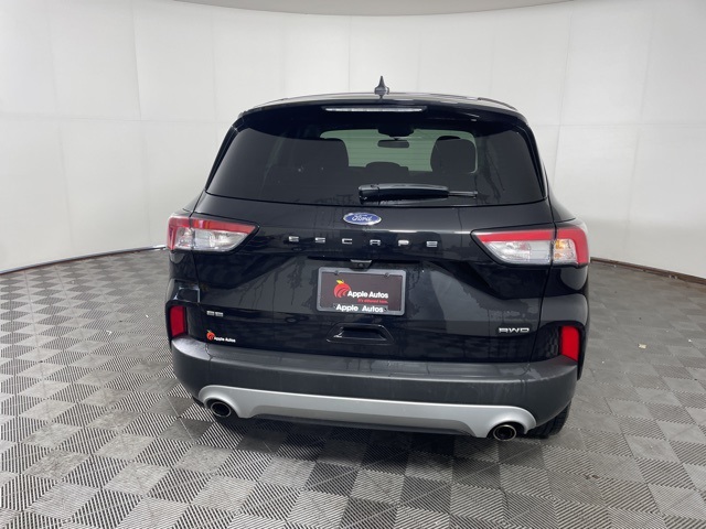 2022 Ford Escape SE photo 5