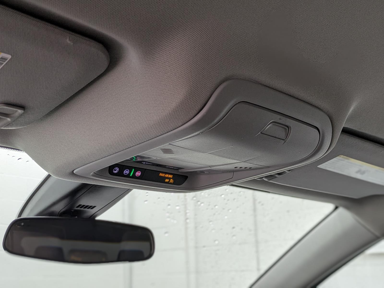 2022 Gmc Acadia SLE photo 27