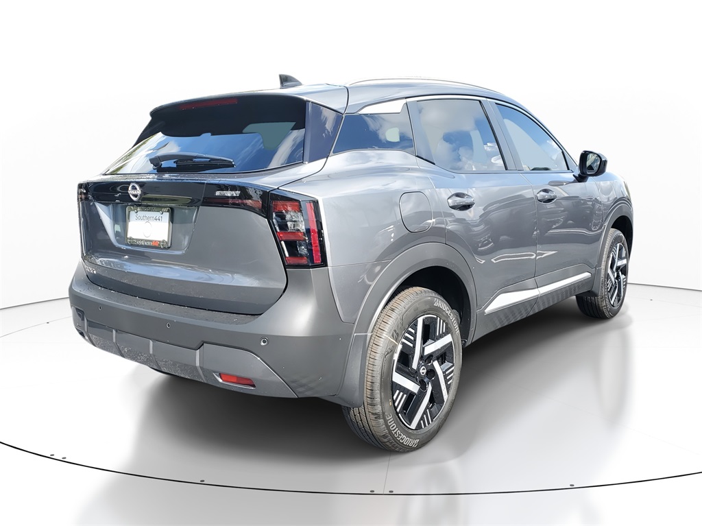 2026 Nissan Kicks SV photo 4