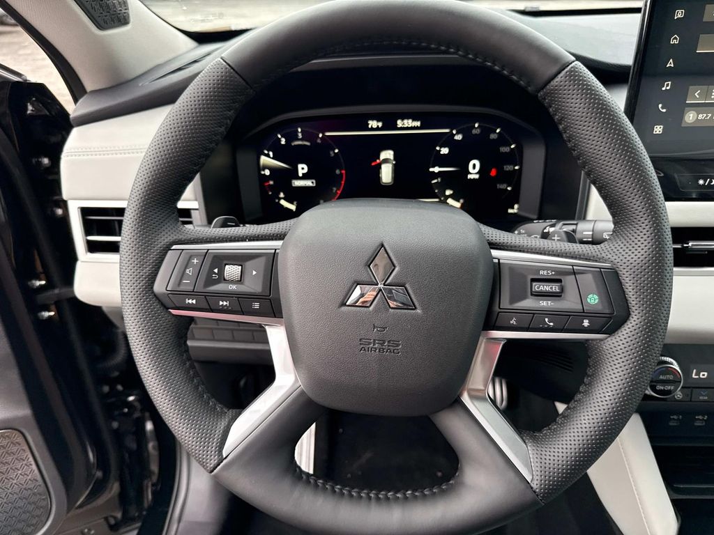 2025 Mitsubishi Outlander SEL GT photo 32