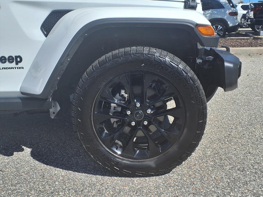 2024 Jeep Gladiator Sport photo 4